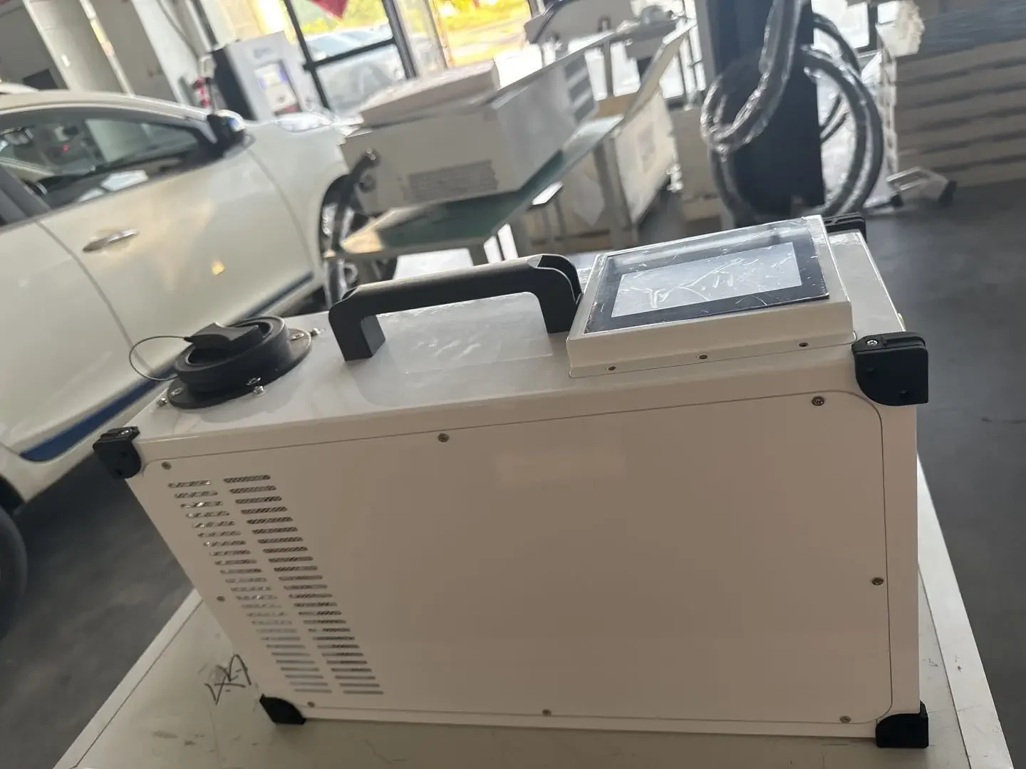 Portable Dc Fast Charger 20Kw Ccs2 - محطة شحن سريعة محمولة للسيارات الكهربائية
